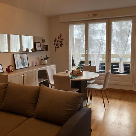 Appartement Avec Parking & Linge Inclus & Local Velos Blois Exterior photo