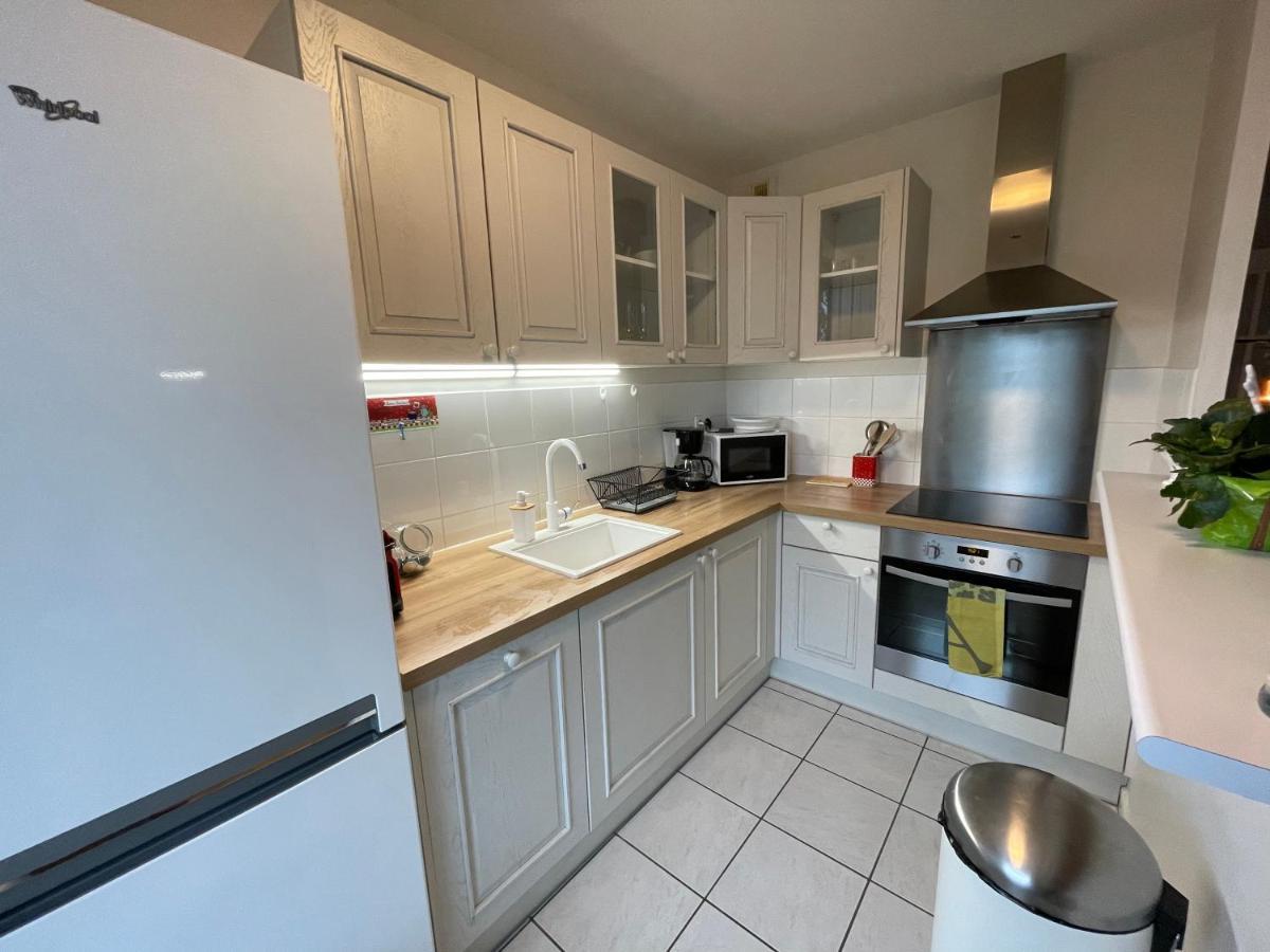 Appartement Avec Parking & Linge Inclus & Local Velos Blois Exterior photo