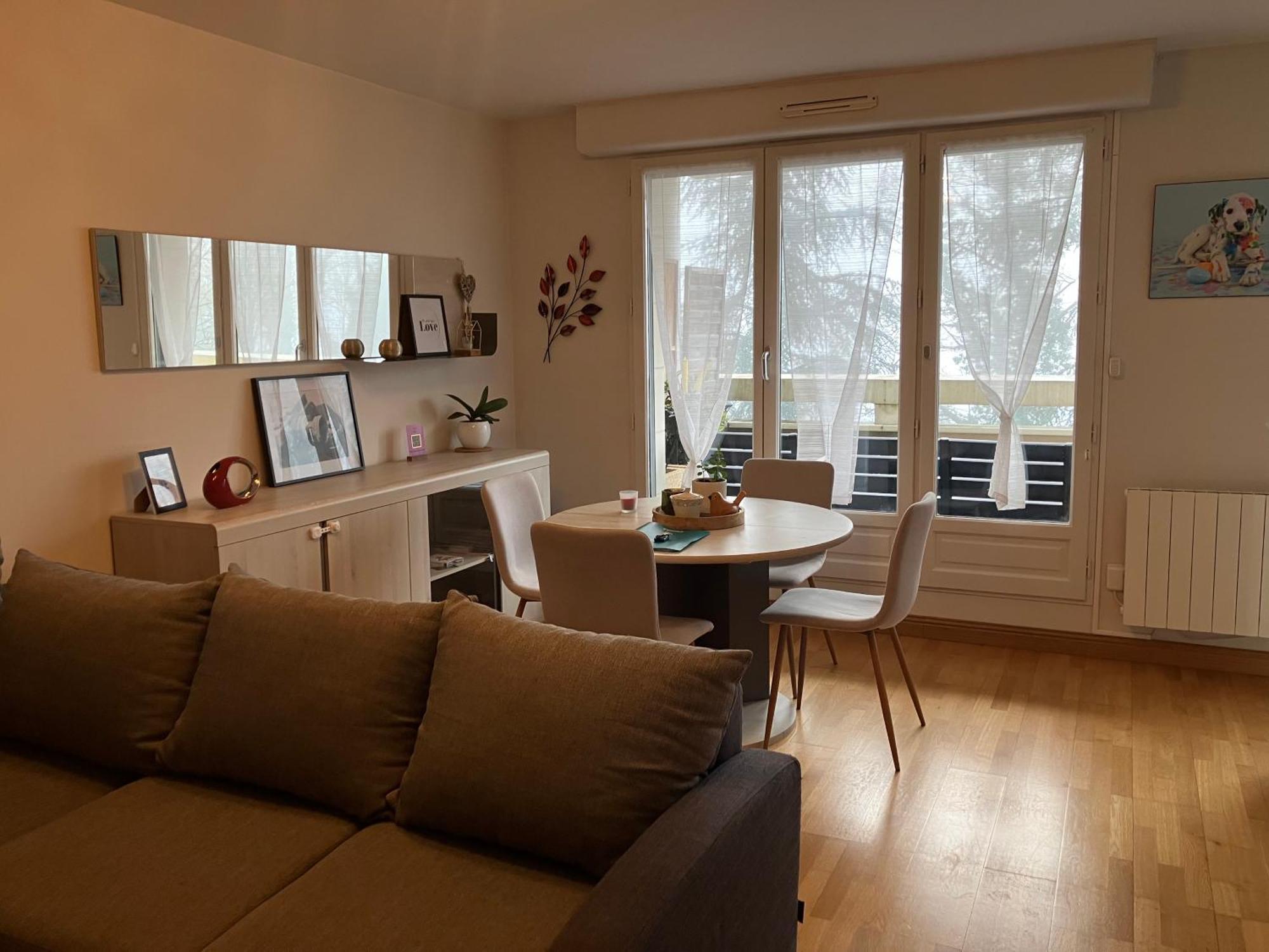 Appartement Avec Parking & Linge Inclus & Local Velos Blois Exterior photo