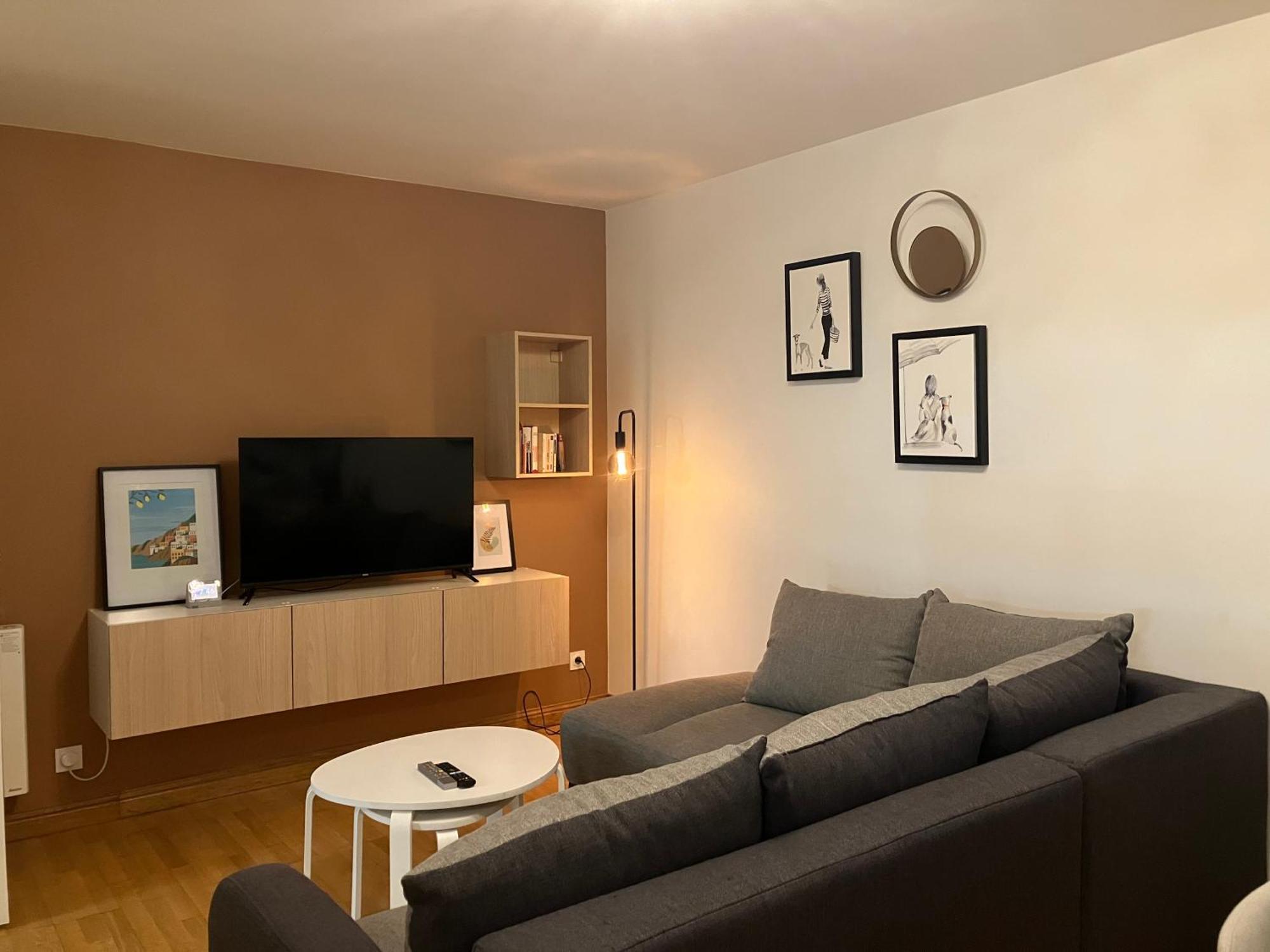 Appartement Avec Parking & Linge Inclus & Local Velos Blois Exterior photo