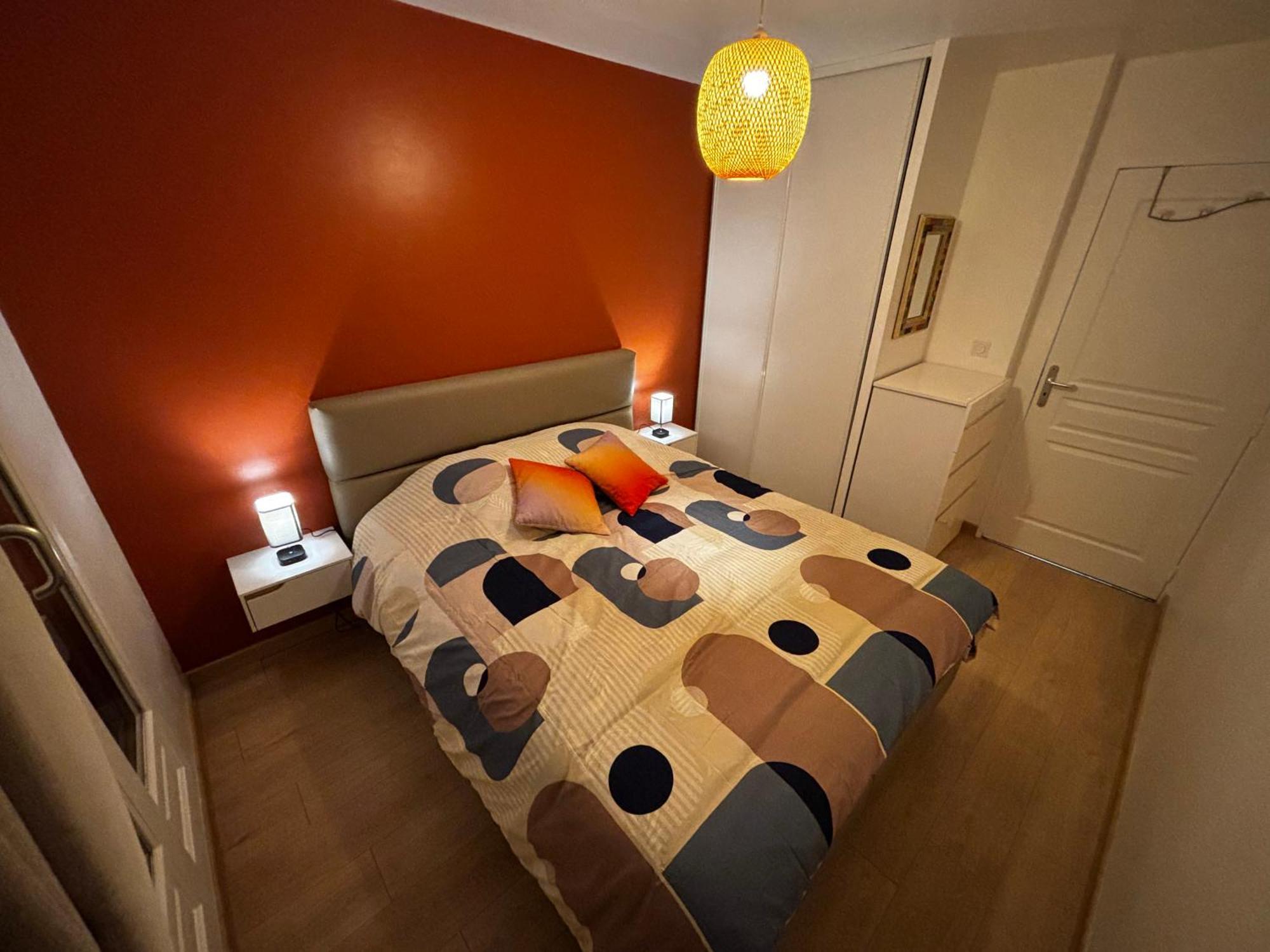 Appartement Avec Parking & Linge Inclus & Local Velos Blois Exterior photo